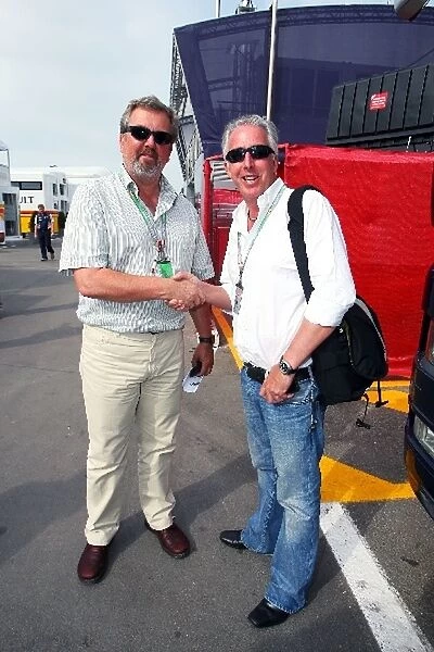 Formula One World Championship: Tim Collings Journalist and Keith Sutton CEO Sutton Motorsport Images