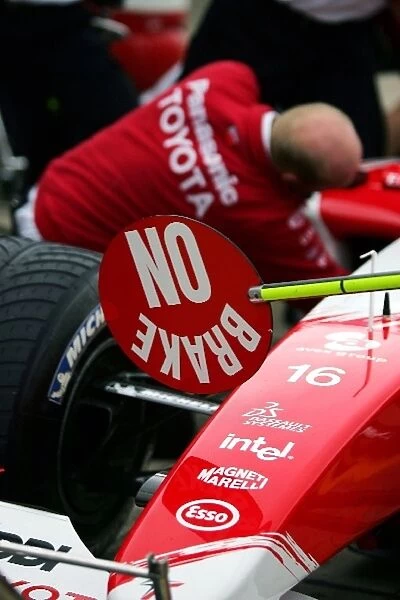 Formula One World Championship: Toyota practice their pitstops