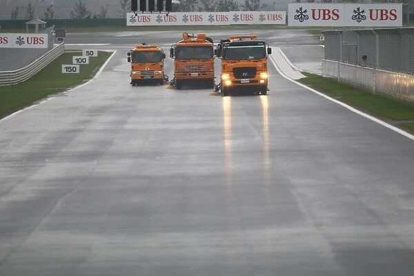 Formula One World Championship: Track cleaners