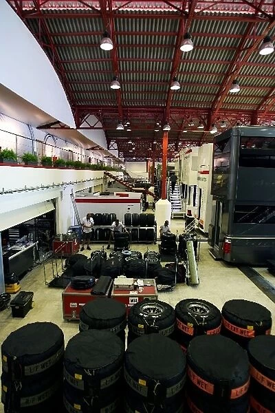Formula One World Championship: Undercover truck area