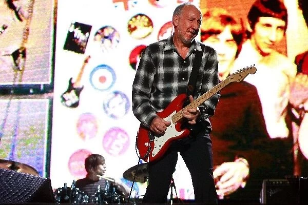 Formula One World Championship: The Who perform at the post-race concert, L-R: Zak Starkey and Pete Townshend