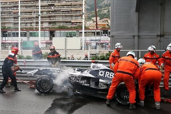 Formula One World Championship: The Williams FW30 of Nico Rosberg Williams after his crash