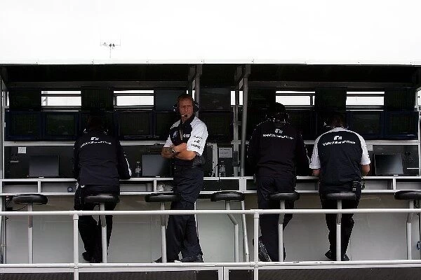 Formula One World Championship: Williams personnel on the pitwall