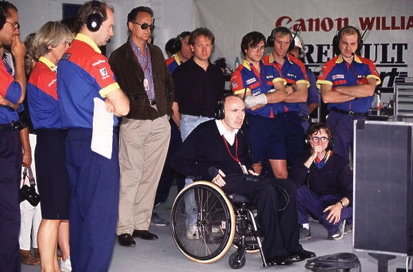 FRANK WILLIAMS HISTORY With the team watching the 1992 Grand Prix of Portugal