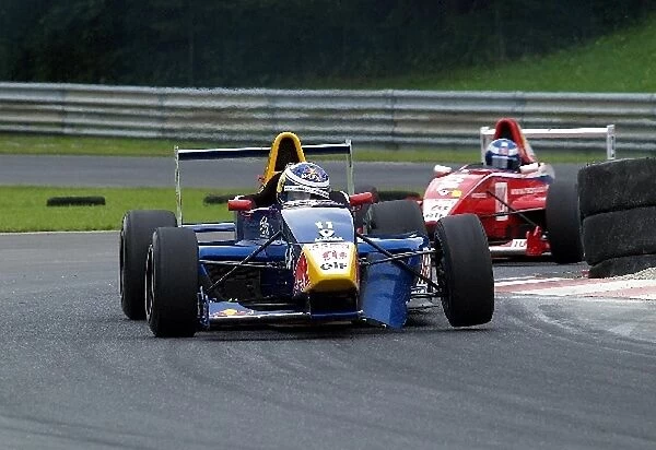 German Formula Renault 2000: Michael Ammermuller Jenzer Motorsport finished 6th despite damaging his front wing