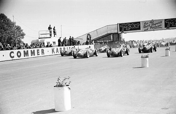Giuseppe Farina leads at the: 1950 British Grand Prix, Silverstone