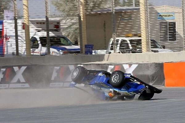 GP2 Asia Series: Diego Nunes Piquet GP crashes