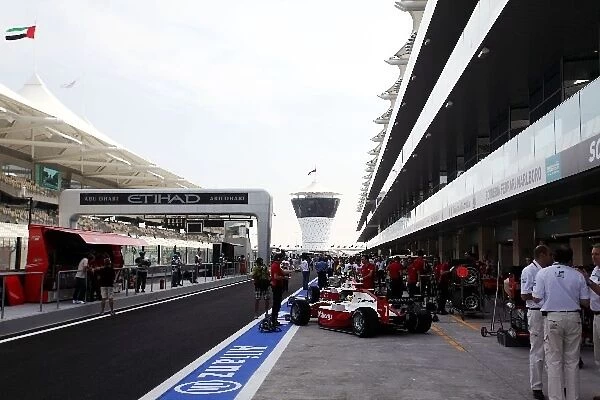 GP2 Asia Series: Marcus Ericsson ART Grand Prix in the pits