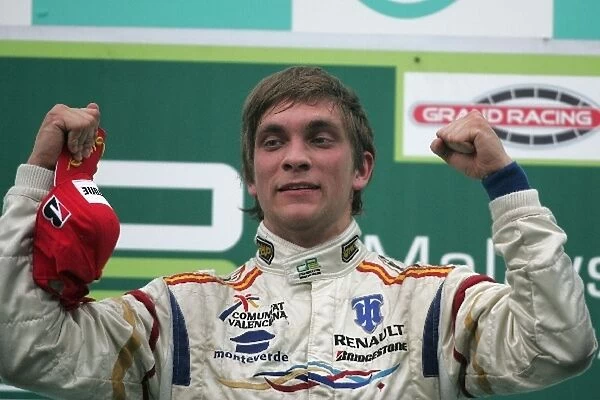 GP2 Asia Series: Race winner Vitaly Petrov Barwa International Campos Team