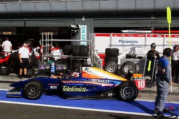 GP2: Javier Villa Racing Engineering makes a pit stop
