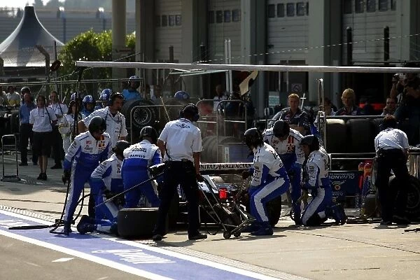 GP2 Series: Adrian Valles Campos Racing makes a pit stop