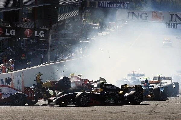 GP2 Series: Crash involving Dani Clos Fat Burner Racing Engineering and Nico Hulkenberg ART Grand Prix at the start of the race
