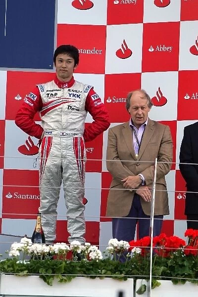 GP2 Series: Kazuki Nakajima Dams on the podium