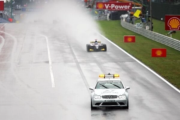 GP2 Series: The race started behind the Safety Car