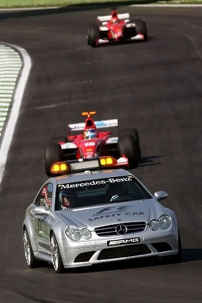 GP2 Series: Safety car leads the field: GP2 Series, Rd2, Race 2, Imola, Italy, 23 April 2006