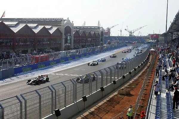 GP2 Series: The start of the race: GP2 Series, Rd 8, Race 2, Valencia, Spain, Sunday 24 August 2008