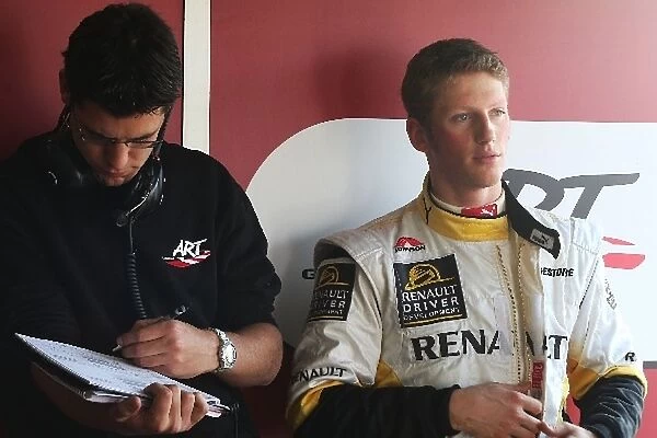 GP2 Testing: Romain Grosjean ART Grand Prix with an engineer