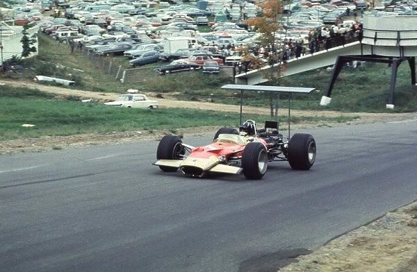 Graham Hill, Lotus 49B (4th place) Canadian Grand Prix, Mont-Tremblant 22nd September 1968 Rd 10 World LAT Photographic Tel: +44 (0) 181 251 3000 Fax: +44 (0) 181 251 3001 Ref: 68 CAN 11
