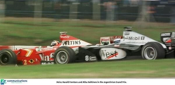 SE 10. Heinz Harald Frentzen and Mika Hakkinen in the Argentinian Grand Prix