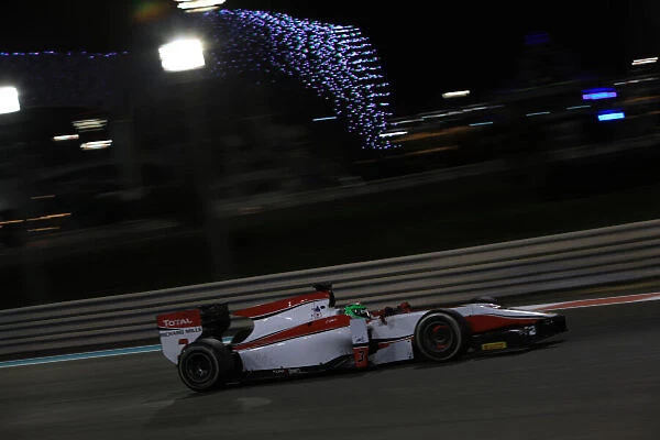IMG 5897. 2013 GP2 Series Test 3. Yas Marina Circuit, Abu Dhabi, UAE.