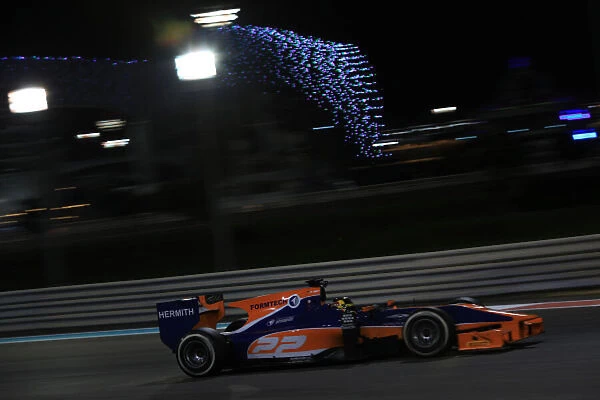 IMG 5905. 2013 GP2 Series Test 3. Yas Marina Circuit, Abu Dhabi, UAE.