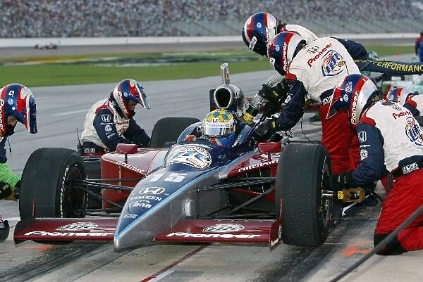 Indy Racing League: Fourth placed Kenny Brack Rahal Racing Dallara Honda makes a pit stop