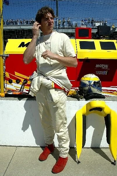 Indy Racing League: Laurent Redon prepares to practice for the Indianapolis 500, Indianapolis Motor Speedway, Indianapolis, IN, 14, May, 2002. IR05A