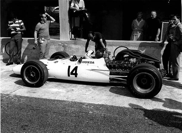 Italian Grand Prix, Monza 1967: John Surtees, Honda