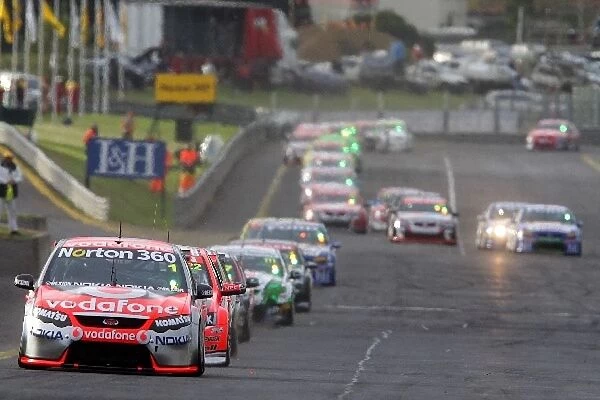 Jamie Whincup (AUS) Team Vodafone 888 Ford leads the start of race 13