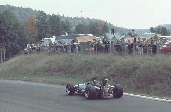 Jean-Pierre Beltoise, Matra MS11 (retired) Canadian Grand Prix, Mont-Tremblant 22nd September 1968 Rd 10 World LAT Photographic Tel: +44 (0) 181 251 3000 Fax: +44 (0) 181 251 3001 Ref: 68 CAN 33