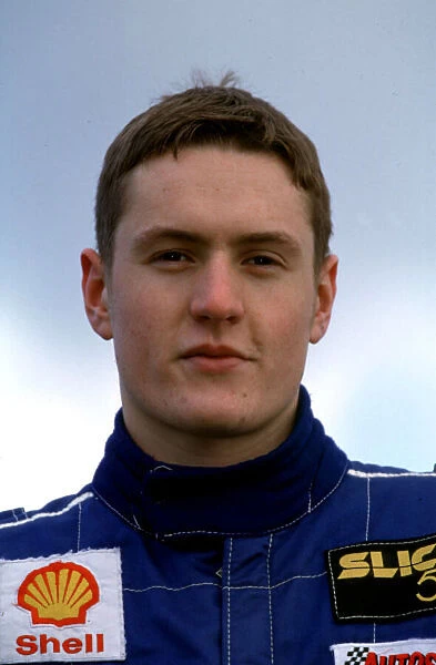 Jeremy Smith, portrait British Formula Three Championship 1999 World BELLANCA  /  LAT Photogarphic Tel: +44 (0) 181 251 3000 Fax: +44 (0) 181 251 3001 Somerset House, Somerset Road, Teddington, TW11 8RU