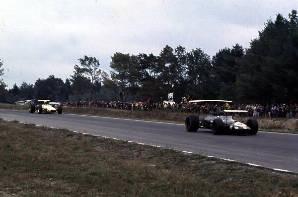 Jochen Rindt leads Jo Bonnier US Grand Prix, Watkins Glen, USA