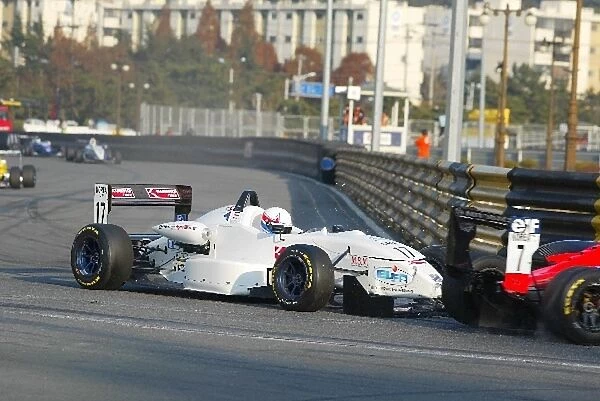 Korean Formula Three Super Prix: Milos Pavlovic Target Racing crashed out of the race