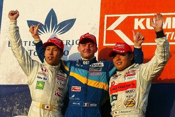 Korean Formula Three Super Prix: Takashi Kogure Mugenx Dome Project Team, Oliver Pla ASM Racing, Kousuke Matsuura Prema Powerteam