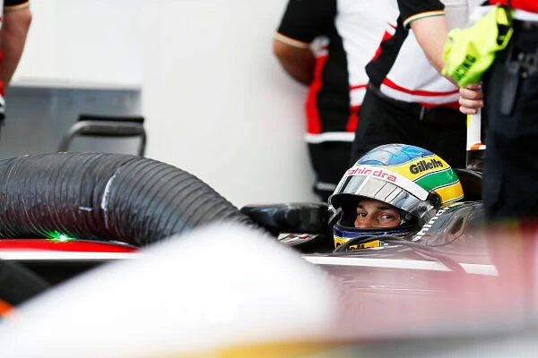 L5R6446. Practice Session 1.. Bruno Senna (BRA) / Mahindra Racing - Renault Spark ST_01