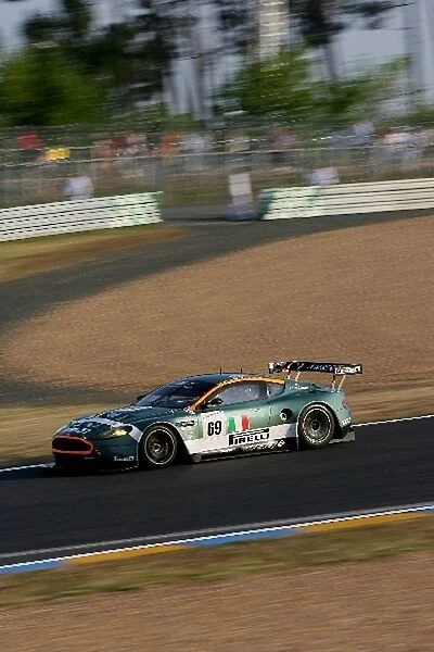 Le Mans 24 Hours: Fabio Babini  /  Fabrizio Gollin  /  Christian Pescatori BMS Scuderia Italia Aston Martin DBR9