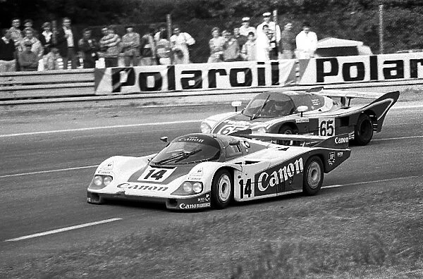 Le Mans 24 Hours: Jan Lammers  /  Jonathan Palmer  /  Richard Lloyd Richard Lloyd Racing Porsche 956 passes John Sheldon  /  Francois Duret  /  Ian Harrower