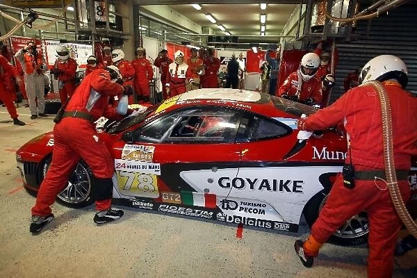 Le Mans 24 Hours: Luis Perez Companc  /  Matias Russo  /  Gianmaria Bruni AF Corse SRL Ferrari F430 GT
