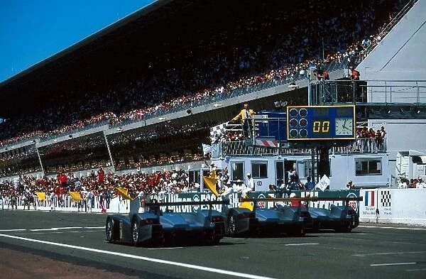 Le Mans: Emanuele Pirro crosses the line for an Audi 1-2-3: Le Mans 24 Hour Race - La Sarthe, France, 17-18 June 2000
