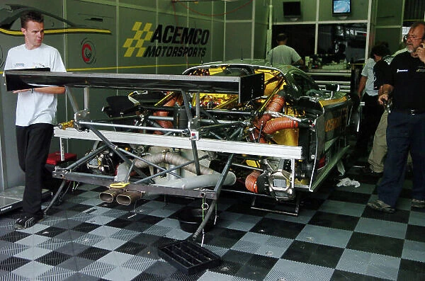 Le Mans-June 14, 2006-Team Acemco Saleen S7R Garage-World Copyright-Dave Friedman / LAT Photographic 2006