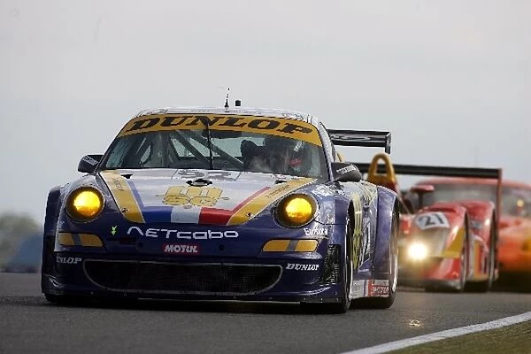 Le Mans Series: Philippe Hesnault  /  Rob Barff  /  Pedro Nevoa Thierry Perrier Porsche 997 GT3-RSR