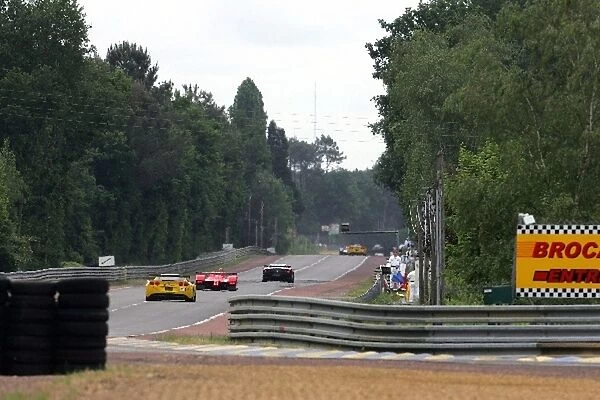 Le Mans Test Day: Cars head out of Mulsanne corner