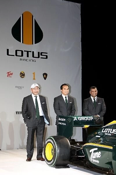 Lotus T127 Launch: Dato Kamarudin Meranum Shareholder Lotus Racing, SM Nasarudin Shareholder Lotus Racing and Tony Fernandes Lotus Team