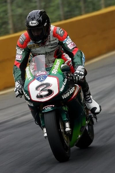 Macau Motocycle GP: Ian Hutchinson Stobart Honda