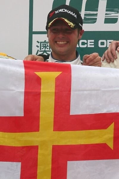 Macau WTCC: Andy Priaulx BMW Team UK celebrates his Championship victory