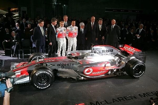 Mclaren Mercedes MP4-23 Launch: Sir Michael Arthur Ambassador of Great Britain in Germany, Guenther Oettinger Governor of Baden-Wuerttemberg