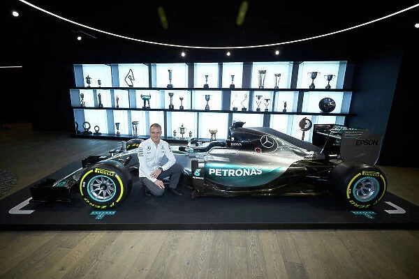Mercedes F1 Driver Announcement Mercedes AMG Factory, Brackley, UK Monday 16 January 2017 Valtteri Bottas is announced as the new Mercedes AMG F1 driver for 2017. World Copyright: Steve Etherington / LAT Photographic ref: Digital Image SNE11795