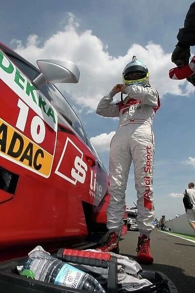 DTM. Mike Rockenfeller, Audi Sport Team Phoenix,s line Audi A4 DTM (2008).