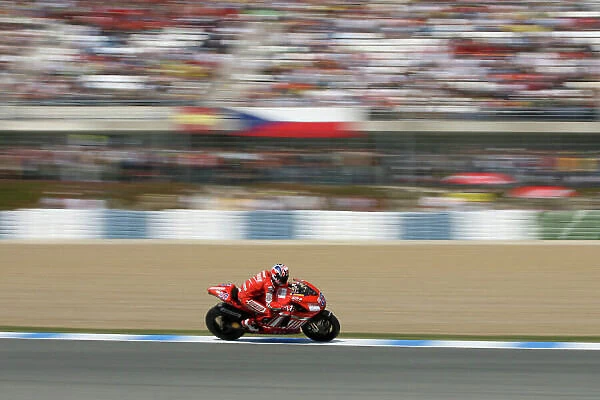 Moto GP. Casey Stoner (AUS) Ducati Marlboro Team