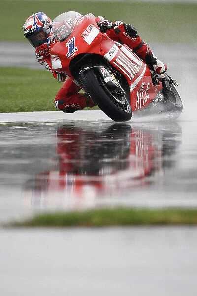 MotoGP. Casey Stoner (AUS), Marlboro Ducati Desmosedici.